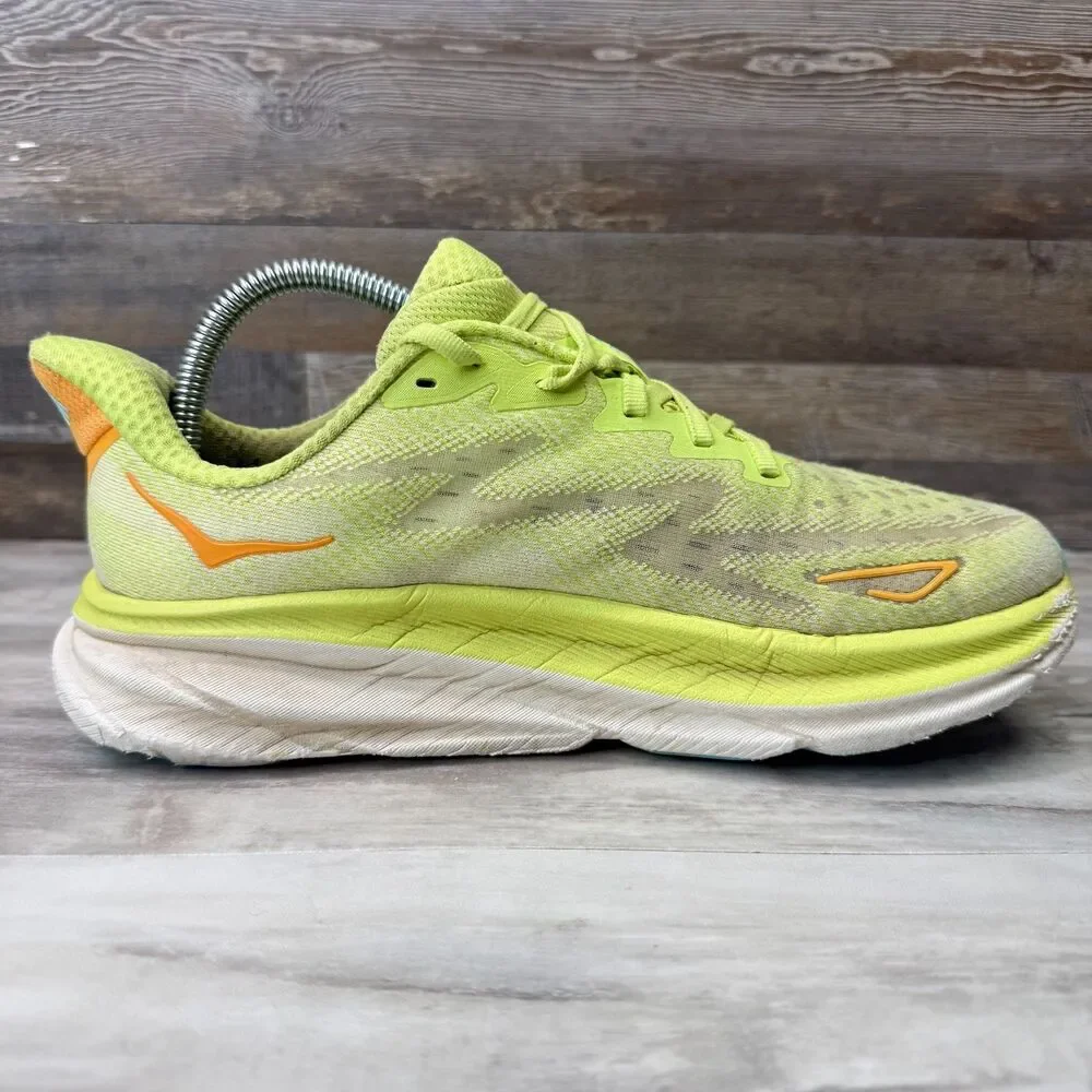 Hoka Clifton 9 Women's Size 9.5 Lime Green Running Shoes Cushioned‎ 1127896 LCS